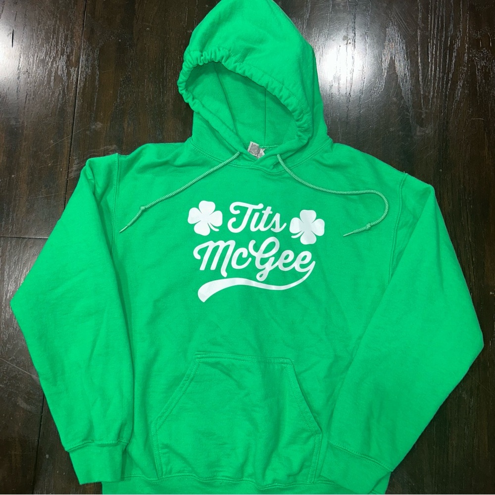 Saint Patrick’s day hoodie size small.   Heavy duty blend